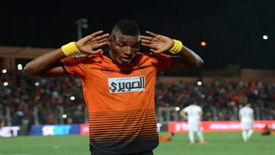 خاص| مدير التعاقدات بالأهلي يكشف حقيقة التعاقد مع مهاجم نهضة بركان