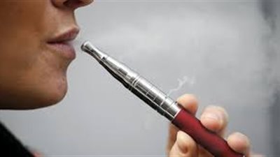 السعودية: إضافة السجائر الإلكترونية لقائمة السلع المشمولة بالضريبة الانتقائية