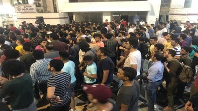 حالات إغماء لجمهور الزمالك أثناء شراء تذاكر نهائي الكونفدرالية