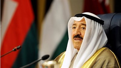 أمير الكويت: نعيش في ظروف بالغة الدقة والخطورة