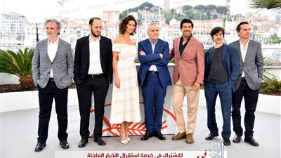 جلسة التصوير الرسمية لصناع فيلم THE TRAITOR بمهرجان كان السينمائي