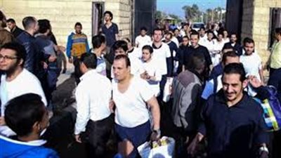 بينهم الإفراج عن 324 شخصا بموجب عفو رئاسي.. أبرز الأحداث × أسبوع