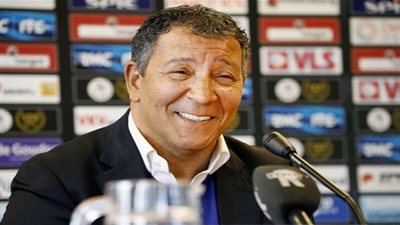 رسميا.. الهولندي تين كات يرحل عن تدريب الوحدة