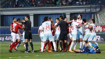 عاجل.. نجم الأهلي يوقع للزمالك (تعرف على التفاصيل)