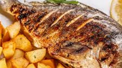 سفرة 28 رمضان.. سمك مشوي بالتتبيلة الحارة وسلطة طحينة وعيش أسمر