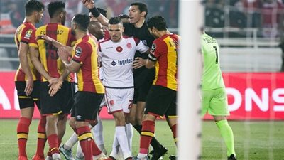 المنتخب المغربية : هل يكون اجتماع الكاف فرصة لطرد لوبي الفساد؟