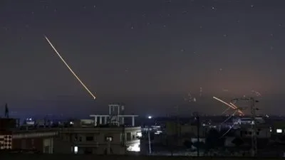 ارتفاع قتلى قوات النظام السوري بالقصف الإسرائيلي إلى 15