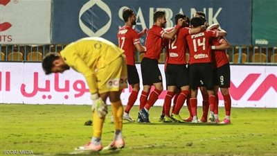 نادر شوقي يلمح لإمكانية رحيل نجم الأهلي للاحتراف في الصيف