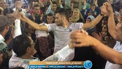 نجم الأهلي يحتفل بـ