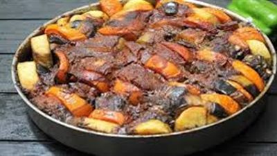 صينية لحم بالفرن مع الفطر.. طريقة التحضير 