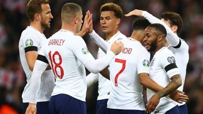 راشفورد وسترلينج يقودان تشكيل إنجلترا أمام هولندا