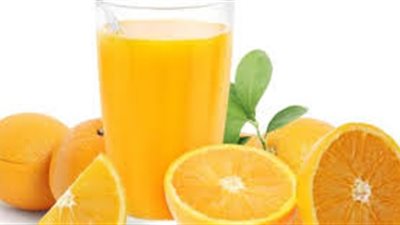 بالفيديو.. أسهل طريقة لتحضير عصير البرتقال في المنزل