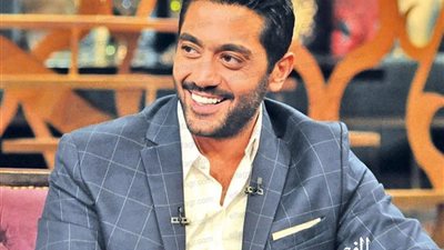 أحمد فلوكس يثير إعجاب الجمهور بدوره في 