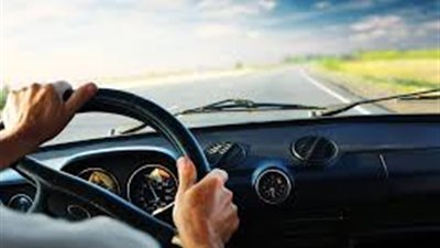نصائح فعالة لقيادة السيارة بأمان في الصيف 