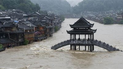 مصرع 16 شخصًا وفقدان 12 آخرين بسبب الفيضانات جنوبي الصين