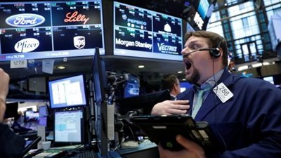 بورصة أوروبا تختتم تعاملات الأسبوع على تراجع بقيادة قطاع التكنولوجيا 