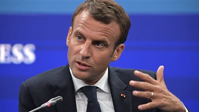 ماكرون يطالب تركيا بوقف أنشطتها قبالة سواحل قبرص