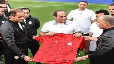 هدية منتخب مصر لـ