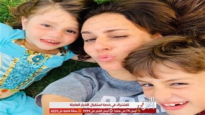 شاهد.. حلا شيحا برفقة أبنائها في أحدث جلسة تصوير (صور)