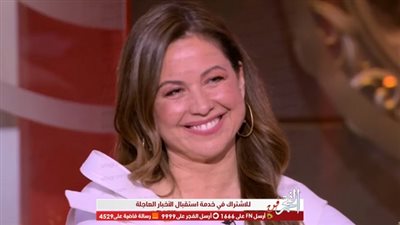 رايا أبي راشد: جوليا روبرتس تفضل المذيعين الرجال.. ومحظوظة بمقابلتي مع 