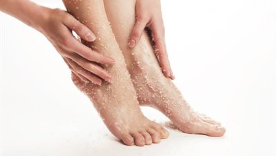 جربي هذه الوصفات لتقشير للوجه والجسم