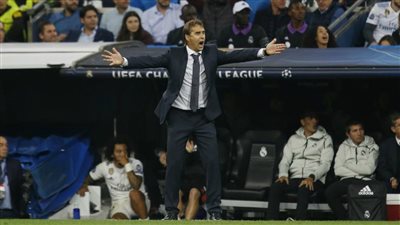 لوبيتيجي يطالب إشبيلية بالتعاقد مع ثلاثي ريال مدريد