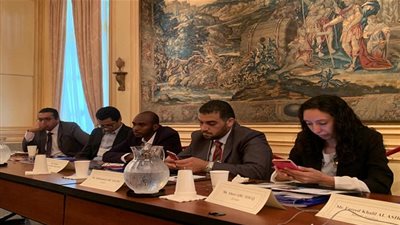 ناشط مصري يشارك برنامج 