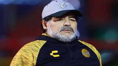 مارادونا يكشف حقيقة إصابته بالزهايمر