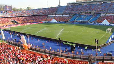 ستاد القاهرة يتزين قبل بدء حفل افتتاح أمم إفريقيا (صور)