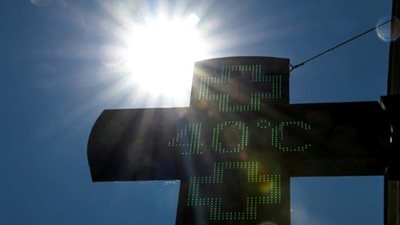 خبراء الأرصاد: موجة حارة غير مسبوقة تضرب أوروبا