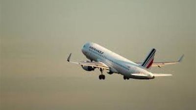 شركات طيران عالمية تمنع رحلاتها من الطيران في المجال الجوي الخاضع لسيطرة إيران