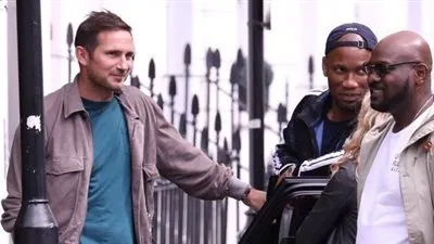 دروجبا يكشف عن المدرب الأنسب لخلافة ساري في تشيلسي