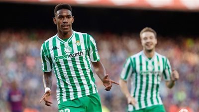 بأوامر كلوب.. ليفربول يقترب من التعاقد مع نجم الدوري الإسباني