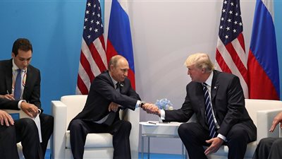 الكرملين يعلق على اللقاء المحتمل بين بوتين وترامب