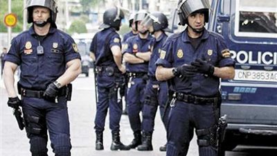 الشرطة الإسبانية تلاحق مسلحا أطلق النار على مسجد فى سبتة