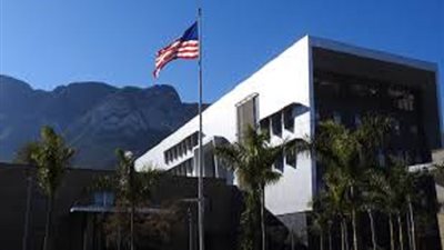 محكمة تركية تخلي سبيل موظف بالقنصلية الأمريكية محتجز قيد الإقامة الجبرية