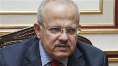 رئيس جامعة القاهرة يُهنئ الأساتذة والخريجين الفائزين بجوائز الدولة