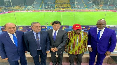 وزير الرياضة يستقبل رئيس جمهورية غانا باستاد الاسماعيلية (صور)