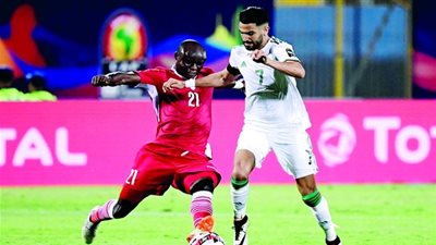 الجزائر والسنغال في موقعة 