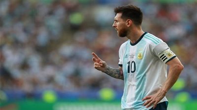 ميسي يخرج عن شعوره ويتحدث عن مباراة الأرجنتين والبرازيل
