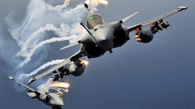 طيران التحالف يقصف مخزن صواريخ للحوثيين في صعدة