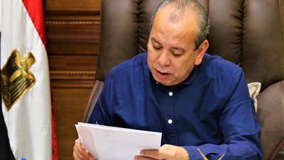 إحالة 23 موظفا وطبيبا بقرية البكاتوش بقلين للتحقيق    