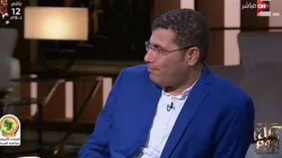 خبير اقتصادي: الحكومات السابقة كانت تغازل الشعب بالدعم ليظلم الأجيال المقبلة