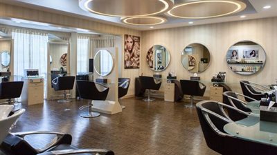 إغلاق مشاغل ومحلات تجميل نسائية مخالِفة بالطائف