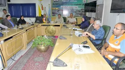 استمرار انعقاد غرفة العمليات المركزية بأسيوط لليوم الثالث لمتابعة المواقف ومحطات الوقود