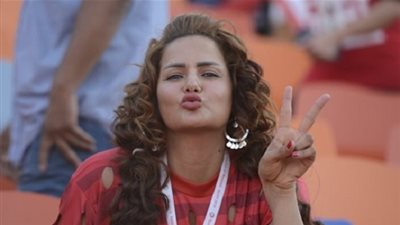 سما المصري تواسي محمد صلاح عقب خروج المنتخب: 