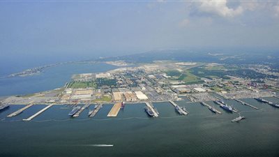 كارثة طبيعية تجبر الولايات المتحدة على إغلاق أكبر قواعدها العسكرية