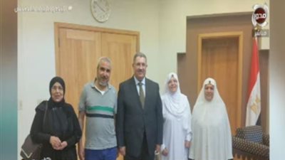 سفير مصر بجدة يعلن الإفراج عن 3 سيدات مصريات تم القبض عليهم في السعودية (فيديو)