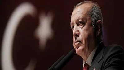 أردوغان يعلن إقالة رئيس البنك المركزي 
