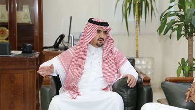 أمين جازان يبحث مع 